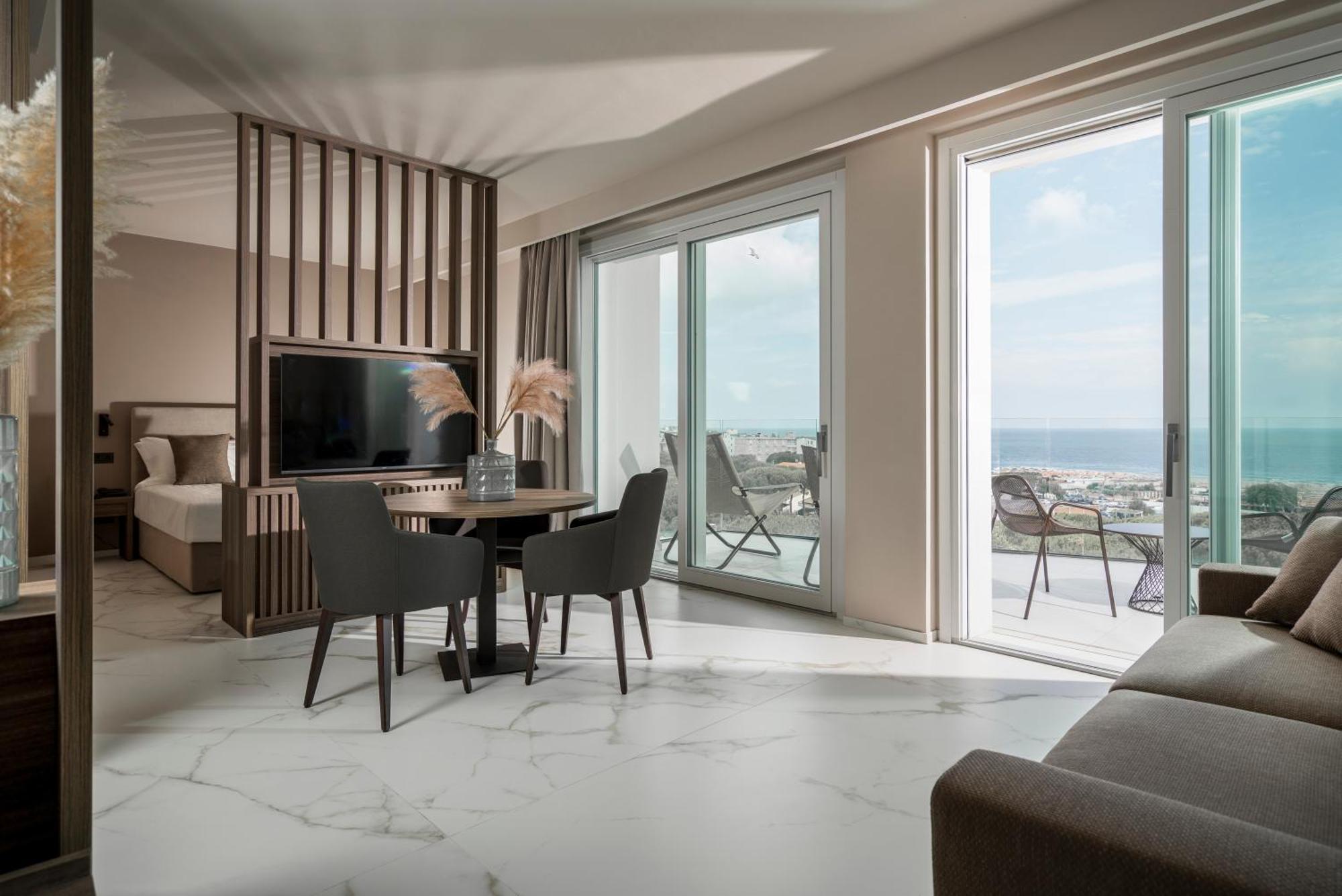 Bolina Suite & Spa Мілано-Маріттіма Екстер'єр фото